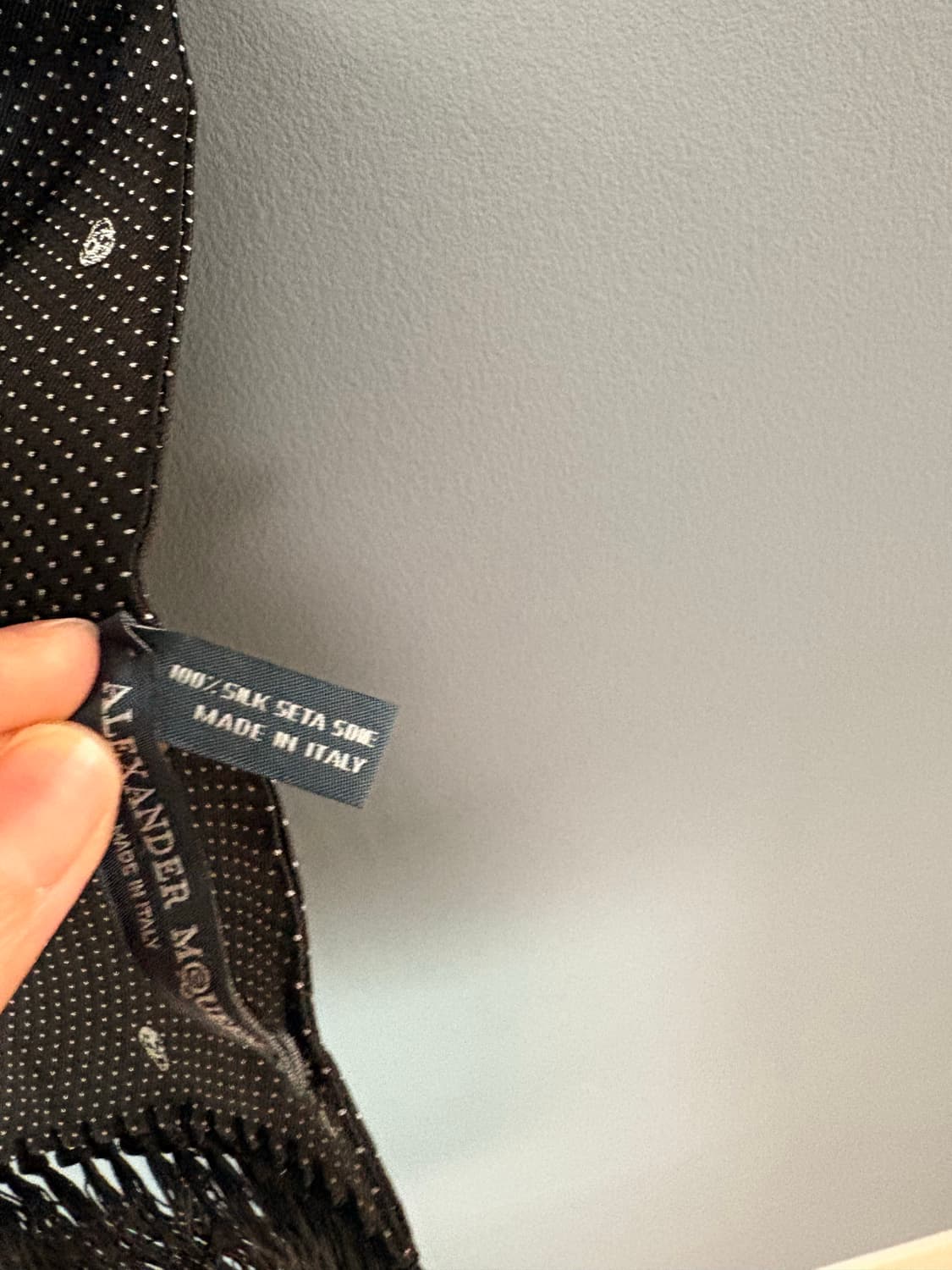 알렉산더맥퀸 스컬 사틴 머플러 상품이미지4