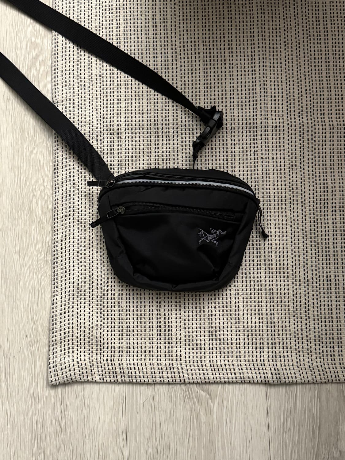 아크테릭스 맨티스1 웨이스트팩 블랙 상품이미지1