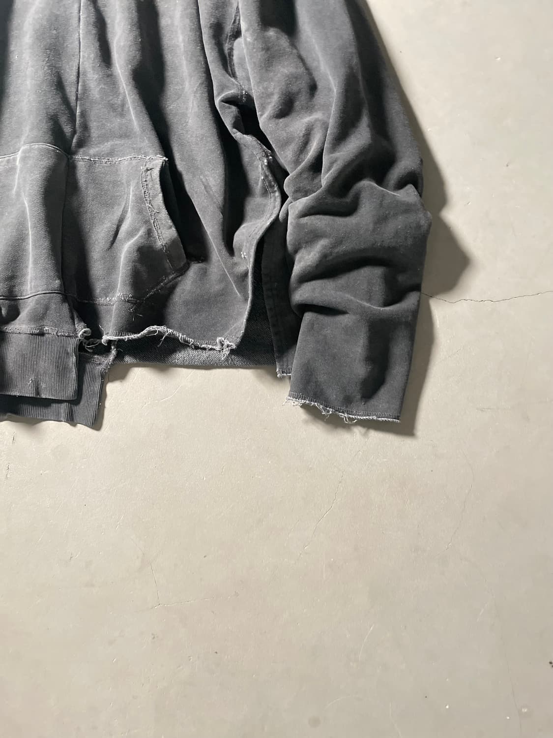 KZ  -  Damage Hoodie 상품이미지2