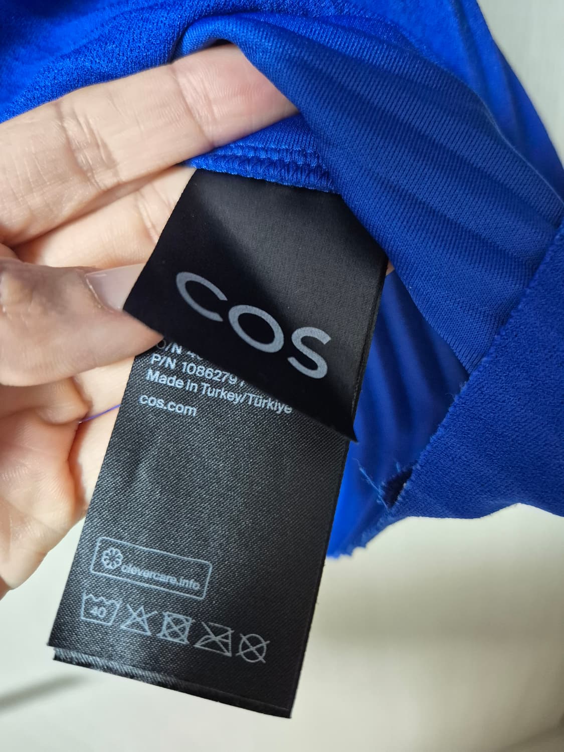 COS 코스 신형 플리츠 반집업 니트 S 상품이미지7