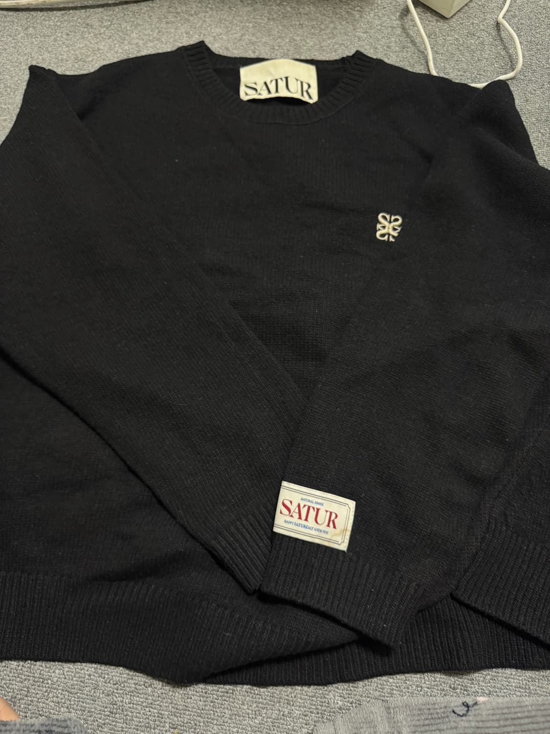 [세터] 더블린 언발란스 캐시미어 블렌드 니트 클래식 블랙 상품이미지1