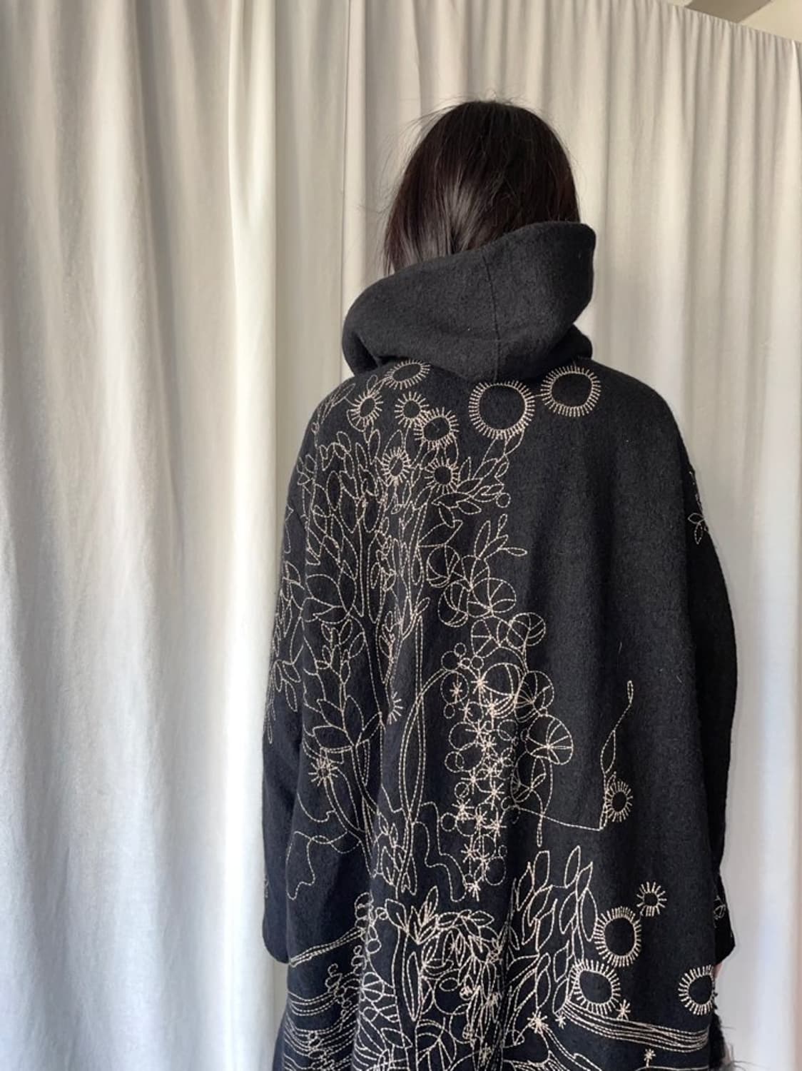 보타니컬 울 자수 코트 상품이미지2