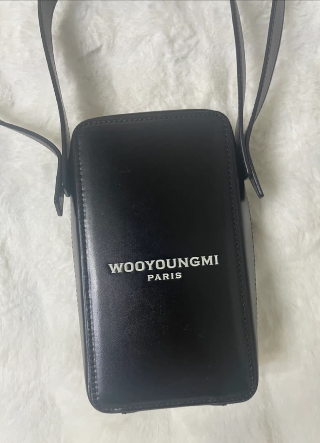 우영미 블랙 크로스백 상품이미지1