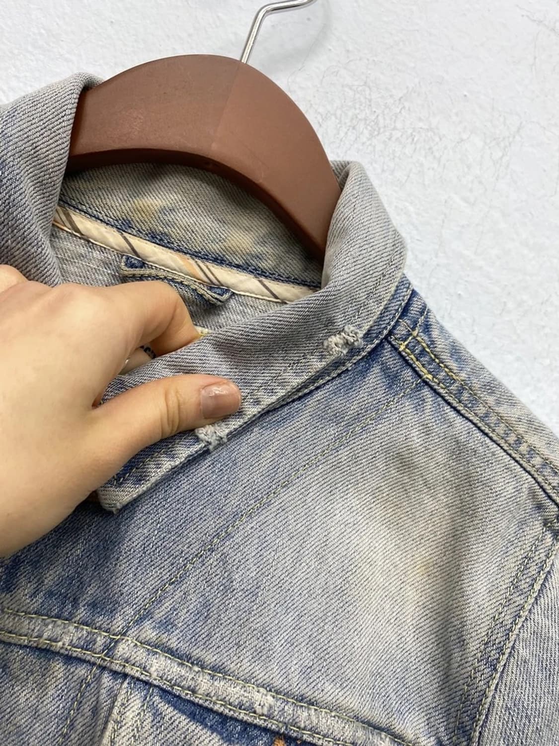 Abercrombie & Fitch washed denim jacket 상품이미지5