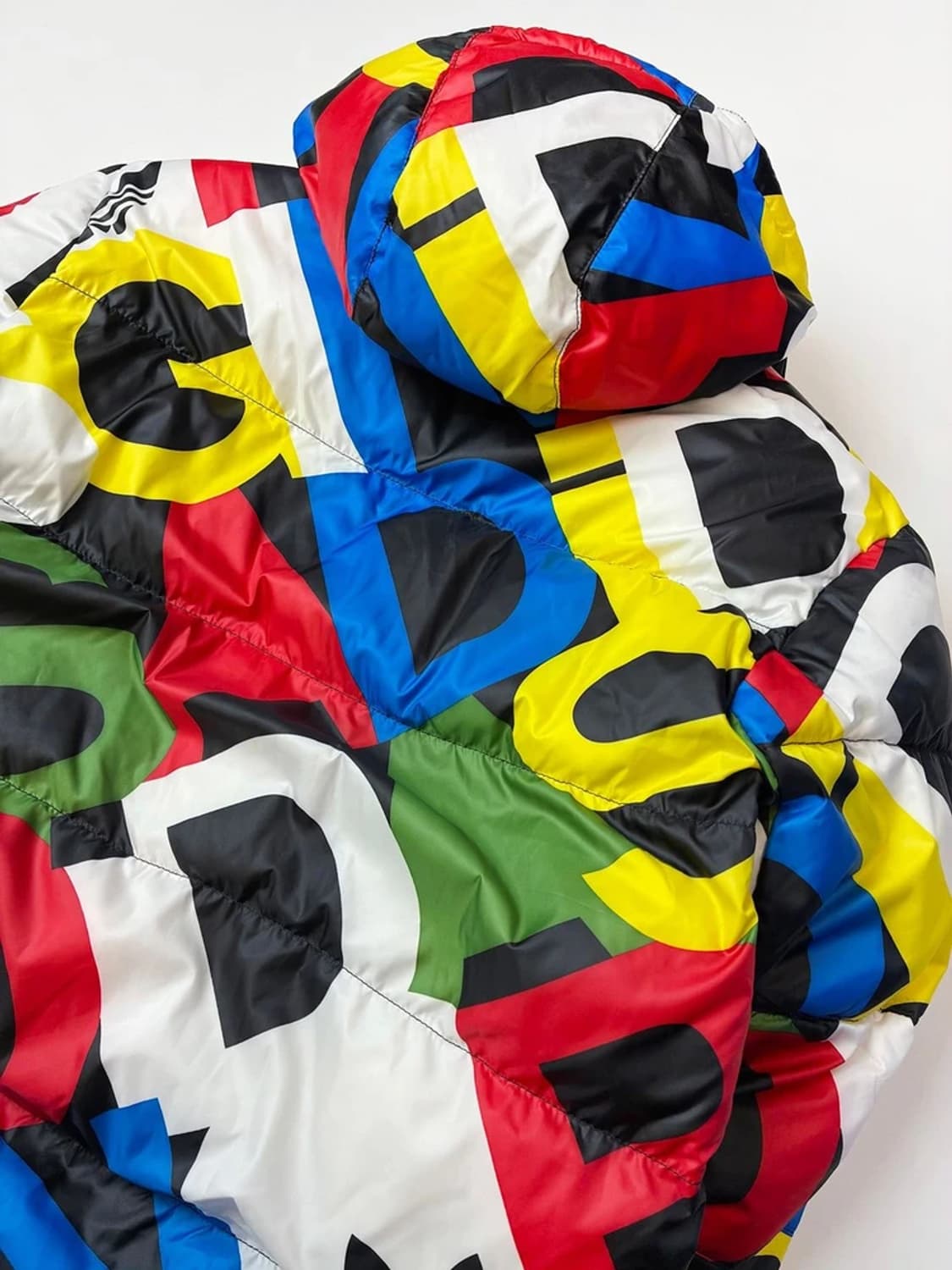 아디다스 멀티 블록 패턴 대장급 푸퍼 패딩 PN5432 상품이미지8