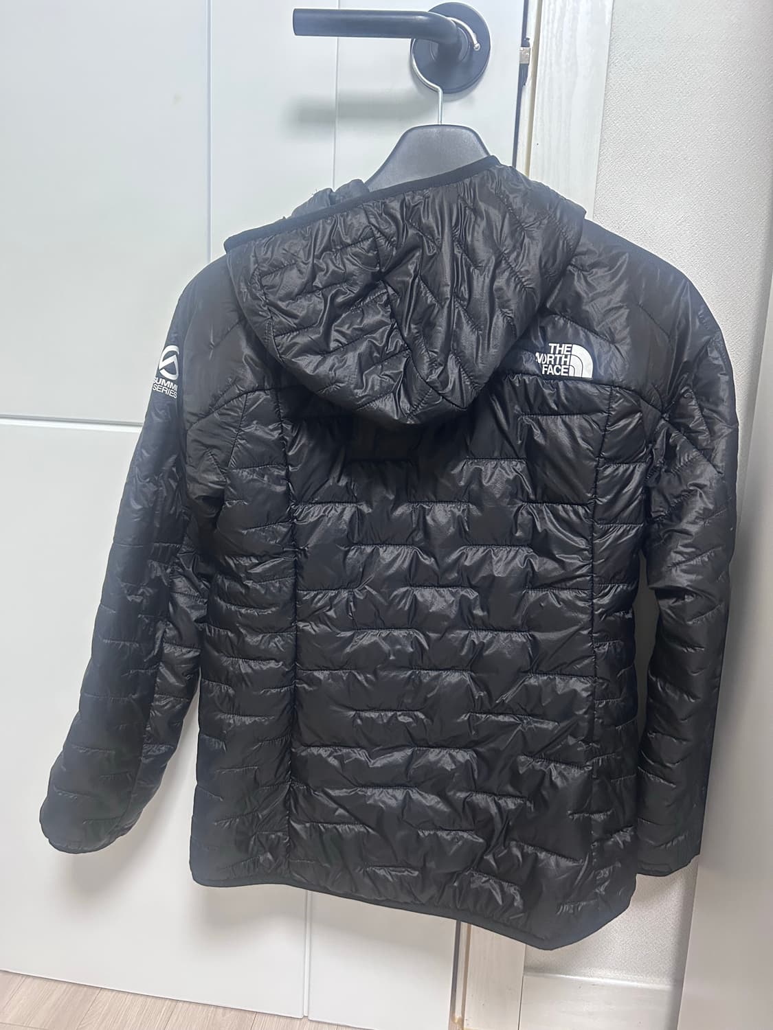 노스페이스 써밋 경량패딩 여성m 상품이미지3