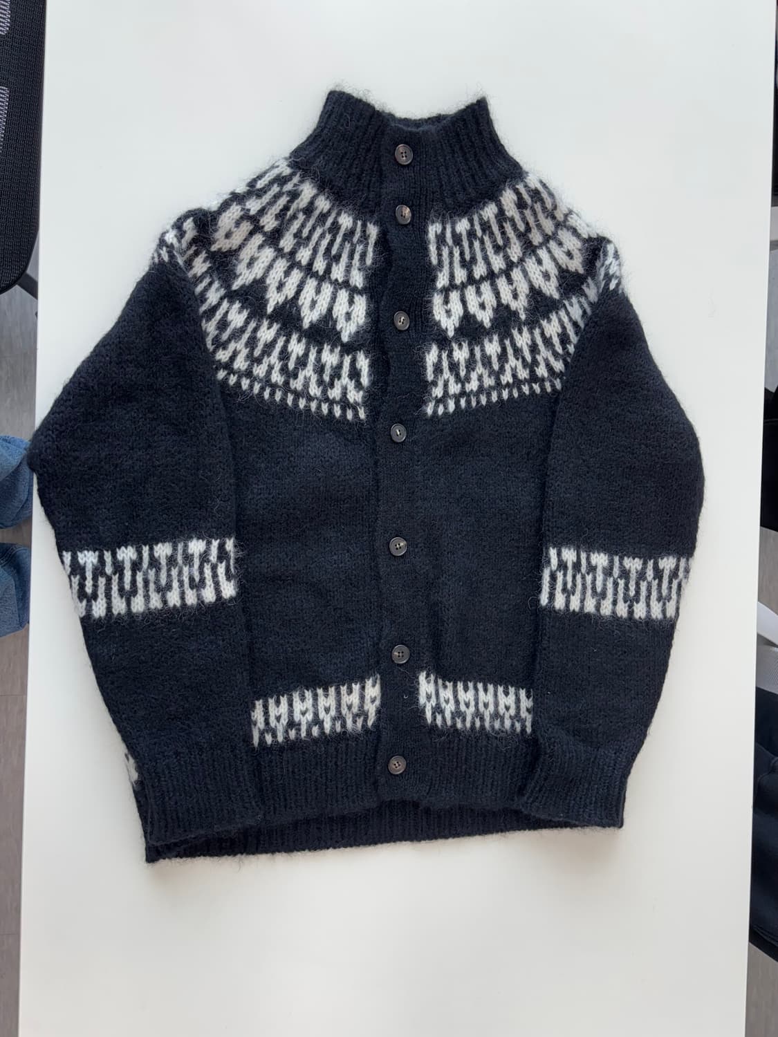 [3] 바토너 모헤어 노르딕 울가디건 니트 상품이미지1