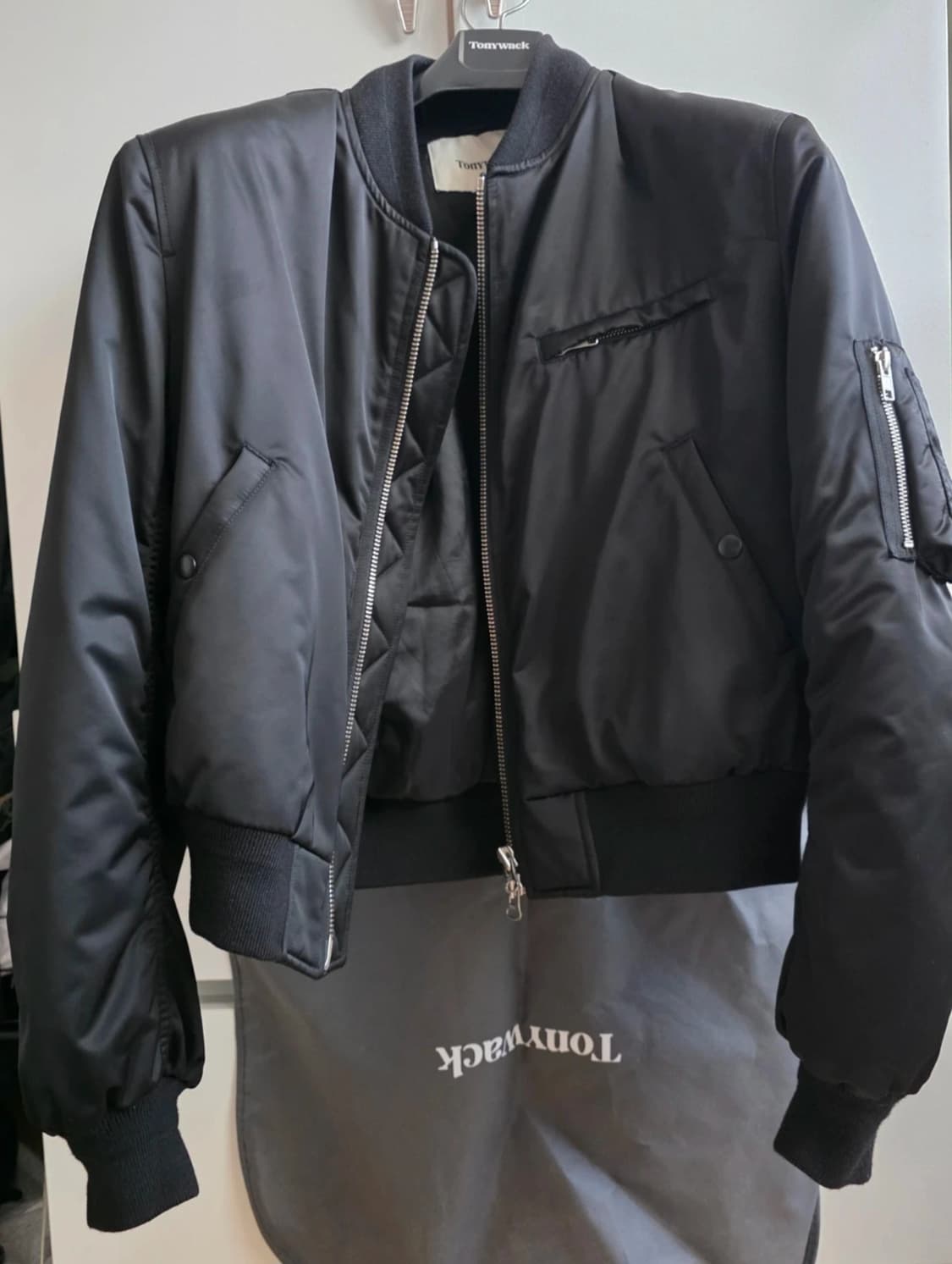 토니 24fw 크롭 봄버자켓 L 상품이미지3