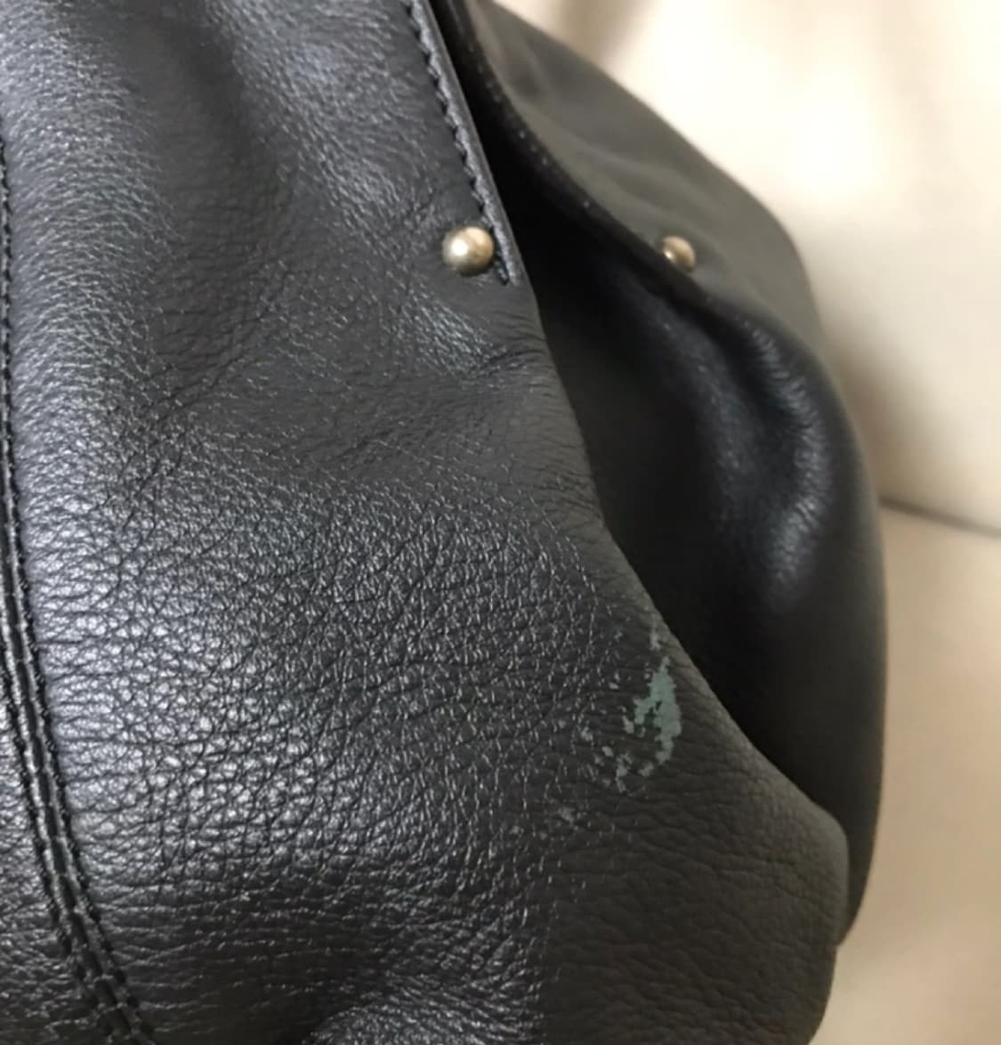 페라가모 Ferragamo 21 B541 바라 리본 숄더백 상품이미지4