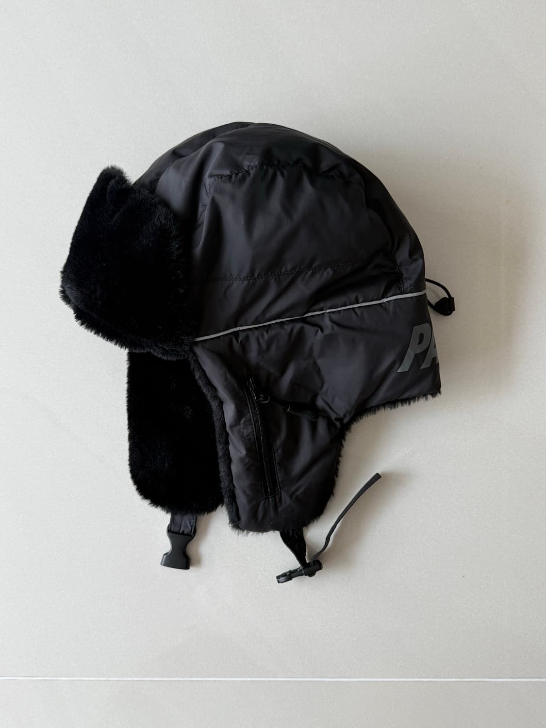 팔라스 트루퍼 크림시세 55만원 상품이미지1