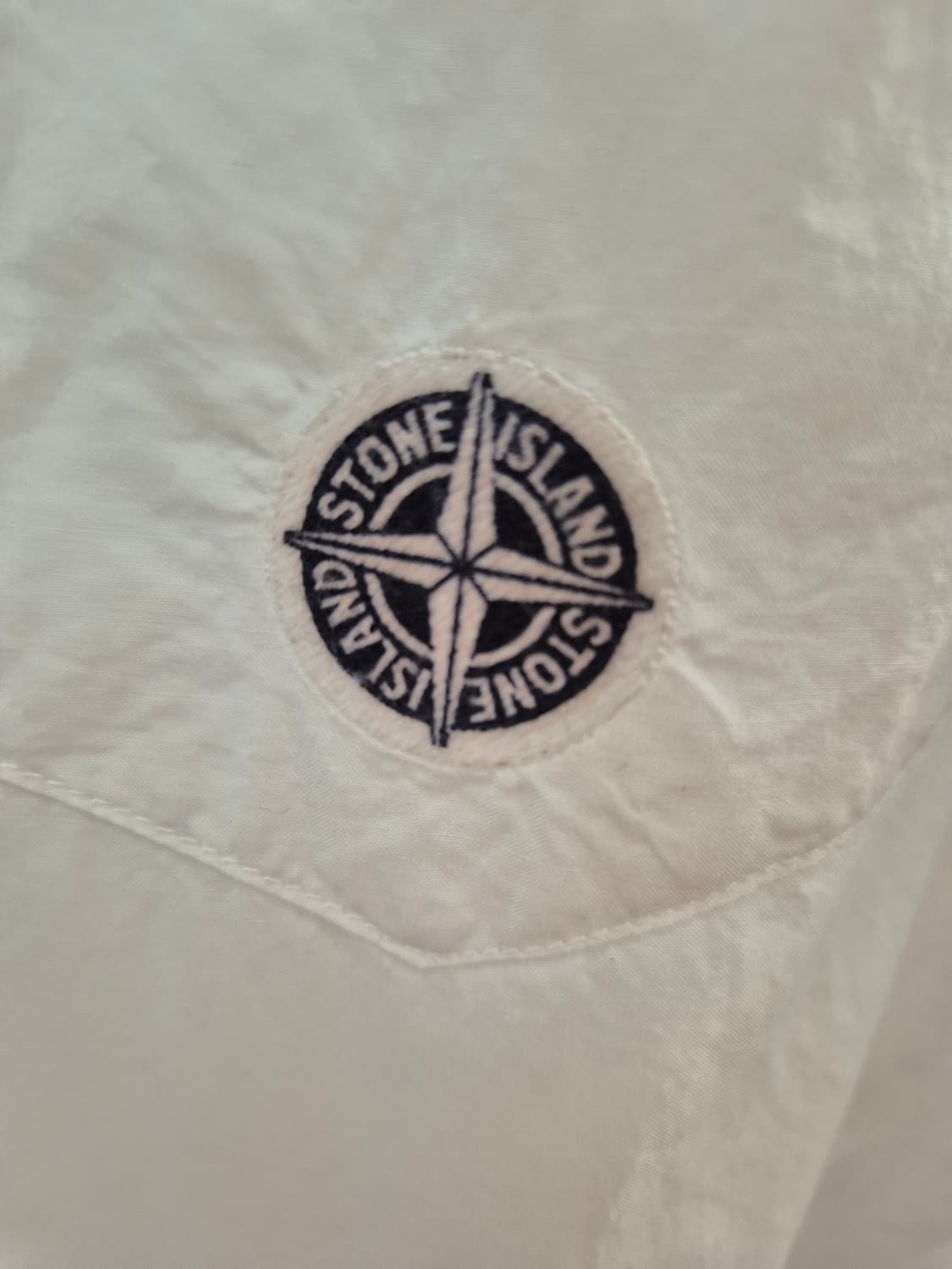 스톤아일랜드 화이트 반팔 셔츠 100 상품이미지4