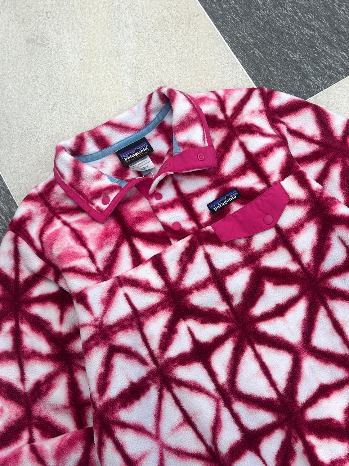 파타고니아 신칠라 핫핑크 패턴 스냅 플리스  상품이미지6