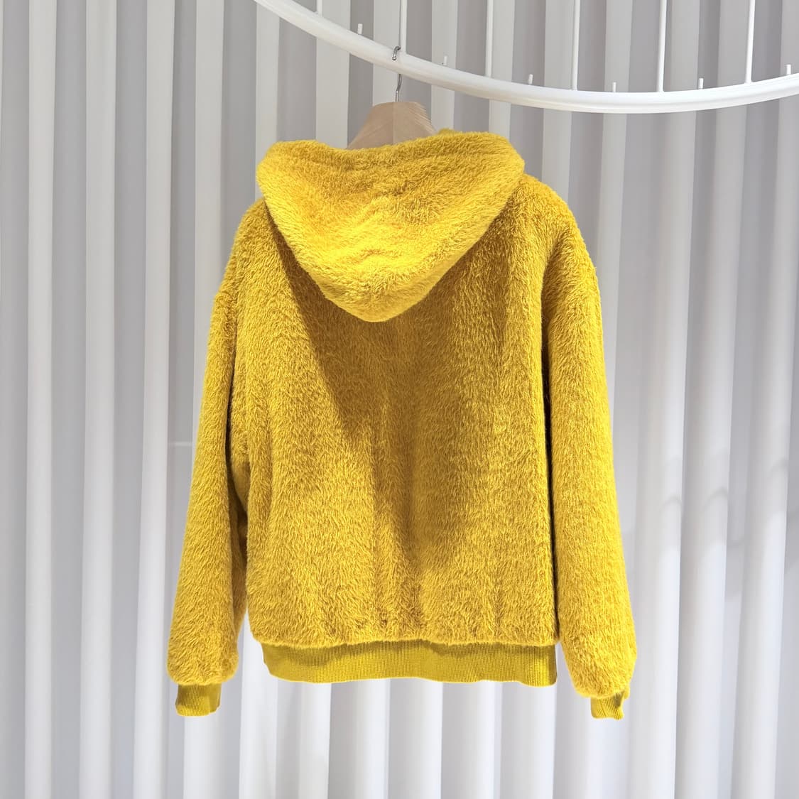 XL / 셀린느 글리터 로고 알파카 후드티셔츠 상품이미지5