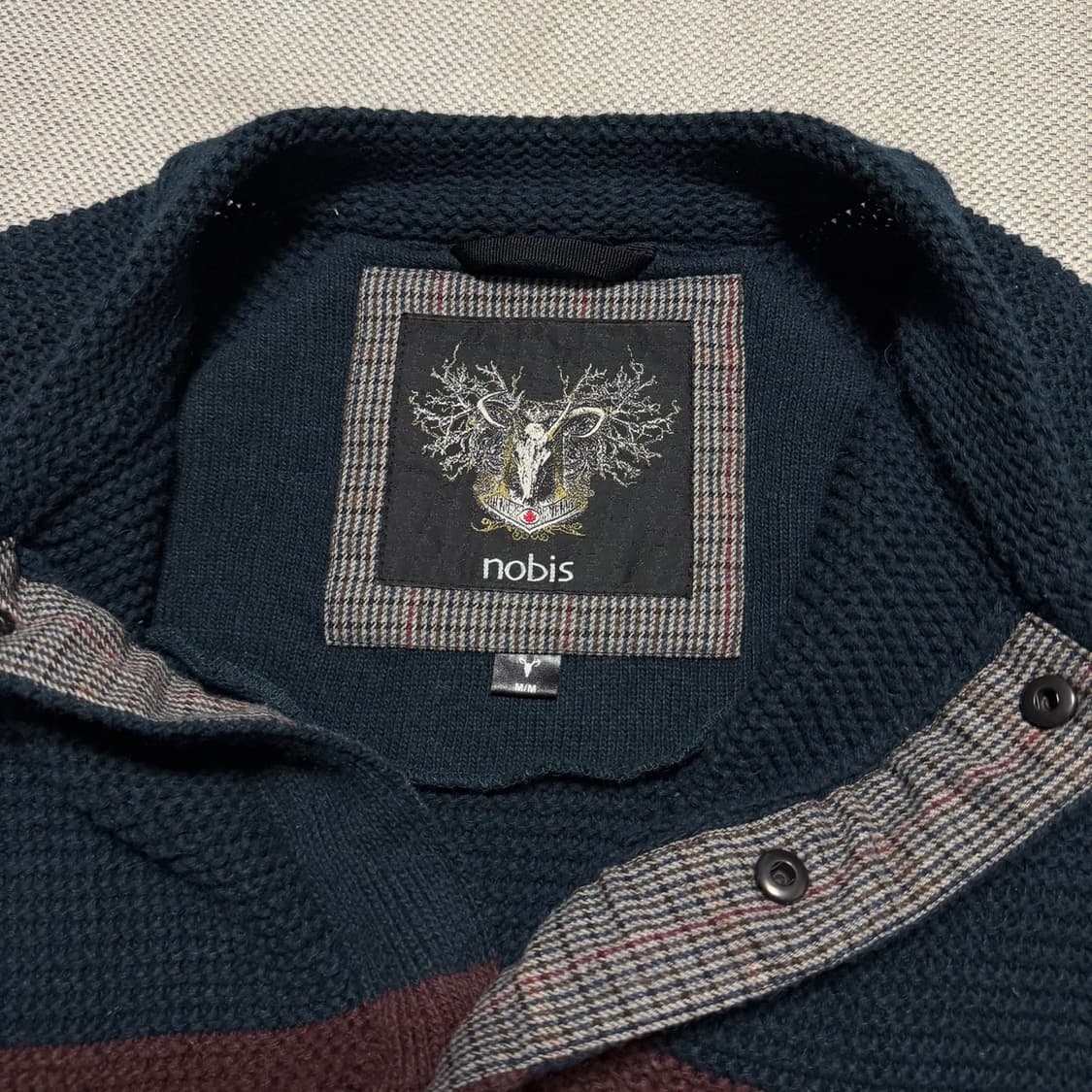 노비스 배색 라운드 니트 가디건 상품이미지4