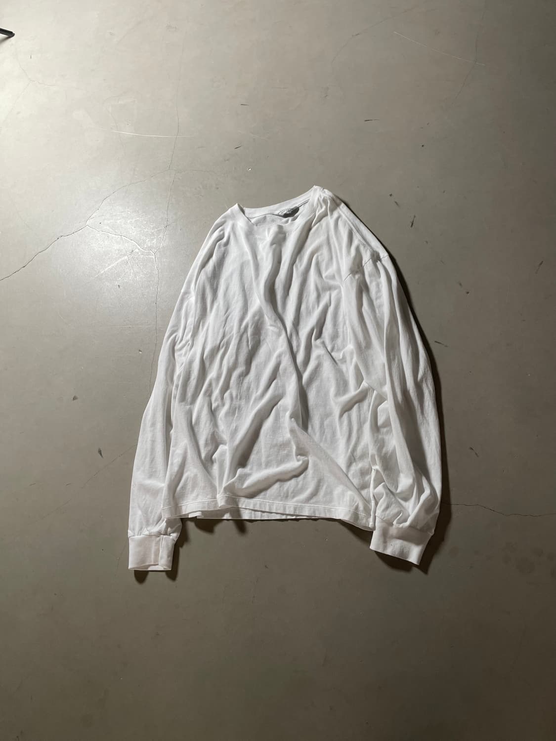 언유즈드 롱슬리브 티셔츠 상품이미지1