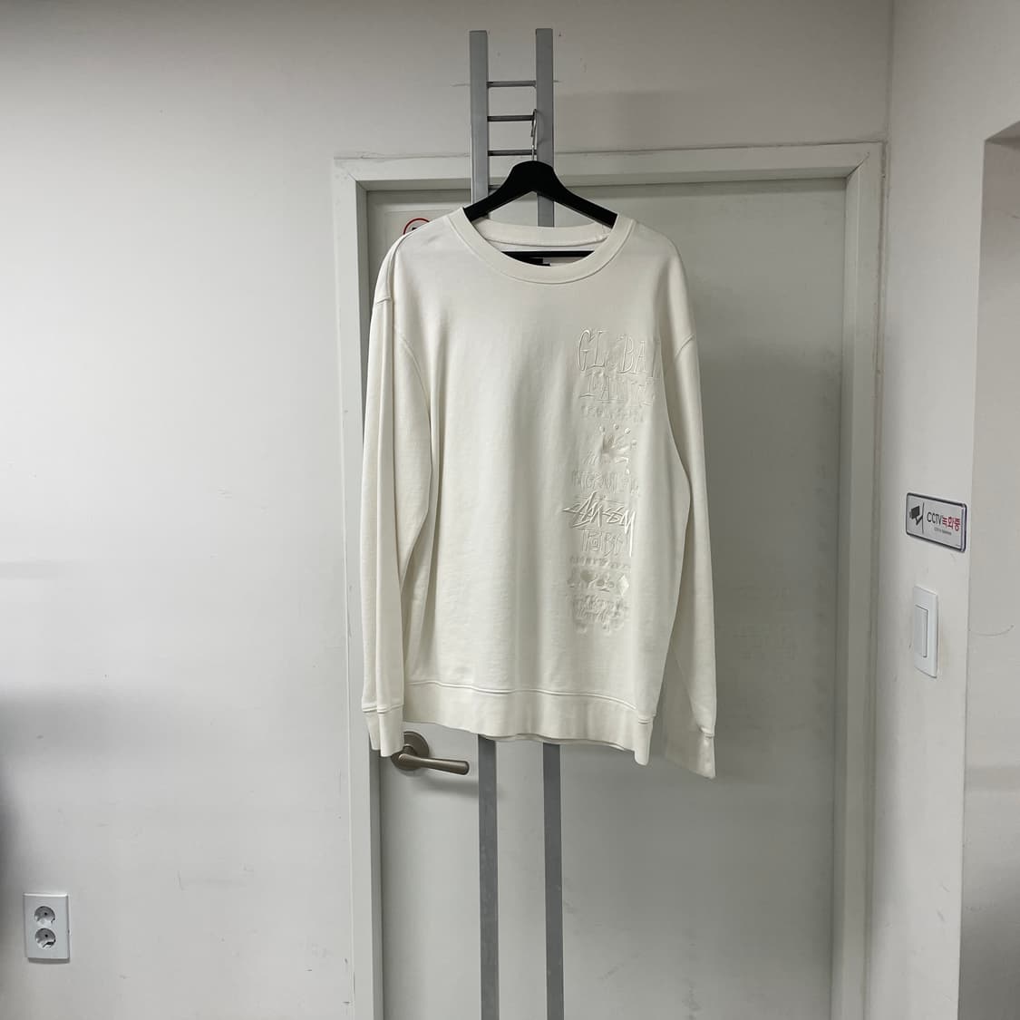 스투시 화이트 맨투맨 L 상품이미지1