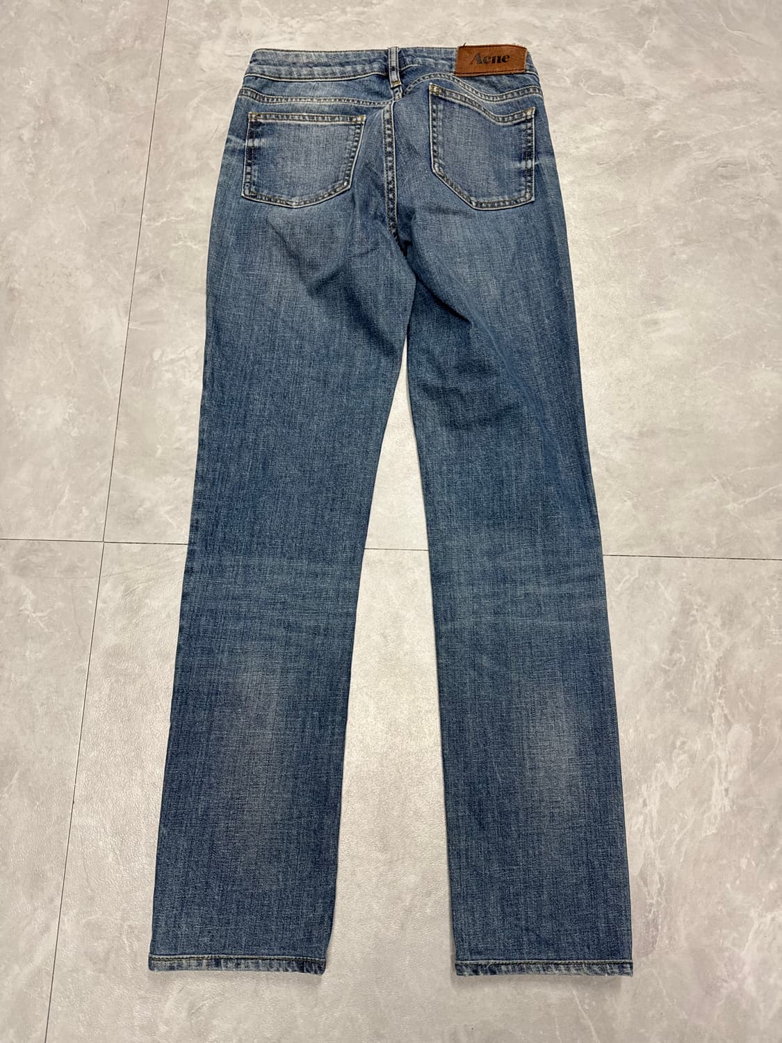 아크네 상품이미지2