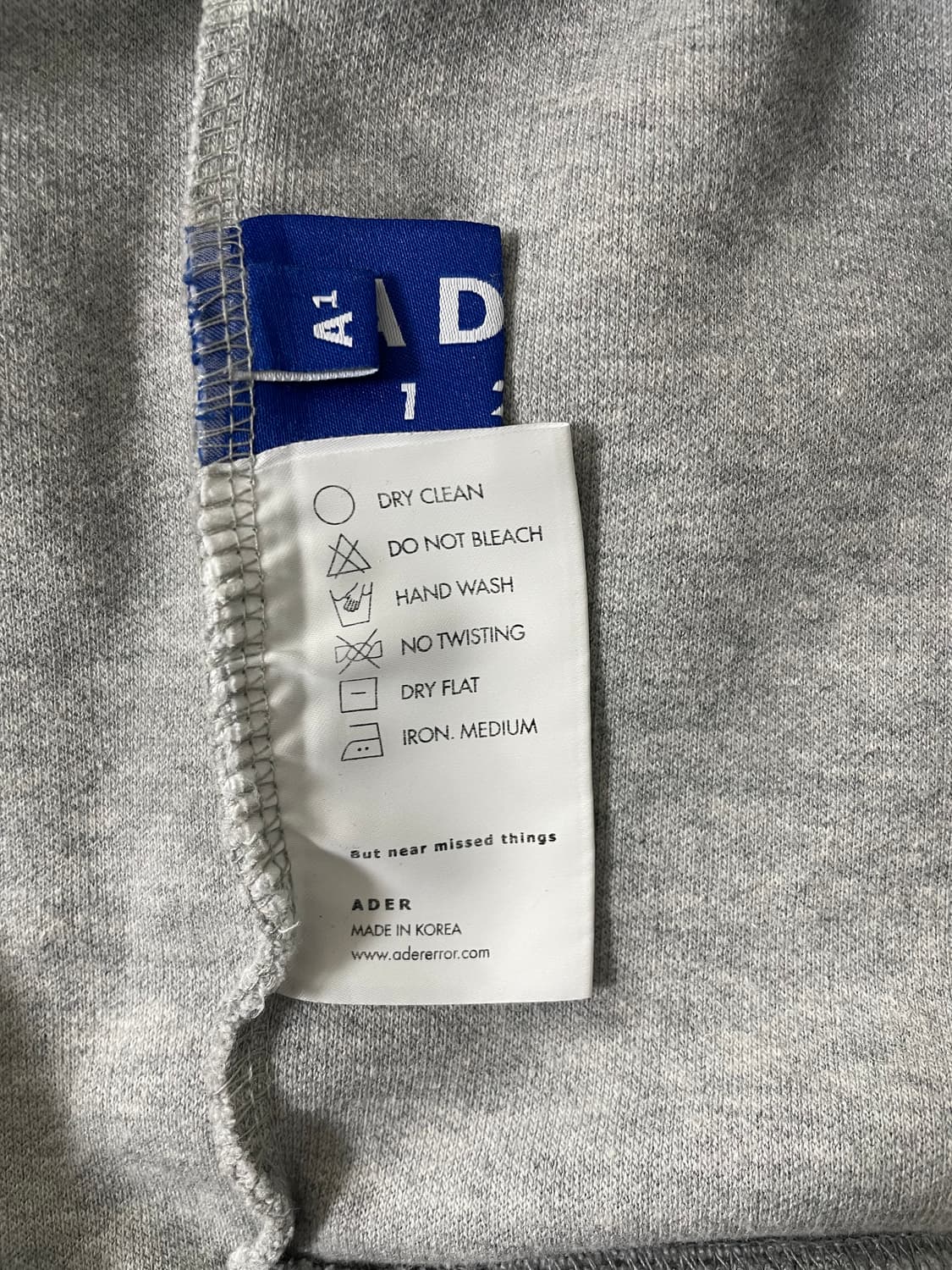 [A1] 아더에러 X 메종 키츠네 레이아웃 맨투맨 스웻셔츠 상품이미지9