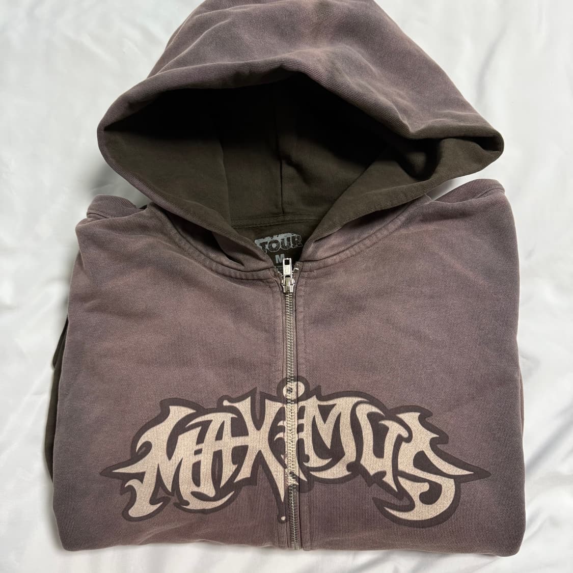 트래비스스캇 내한 md 집업 m사이즈 새상품 판매합니다 상품이미지1