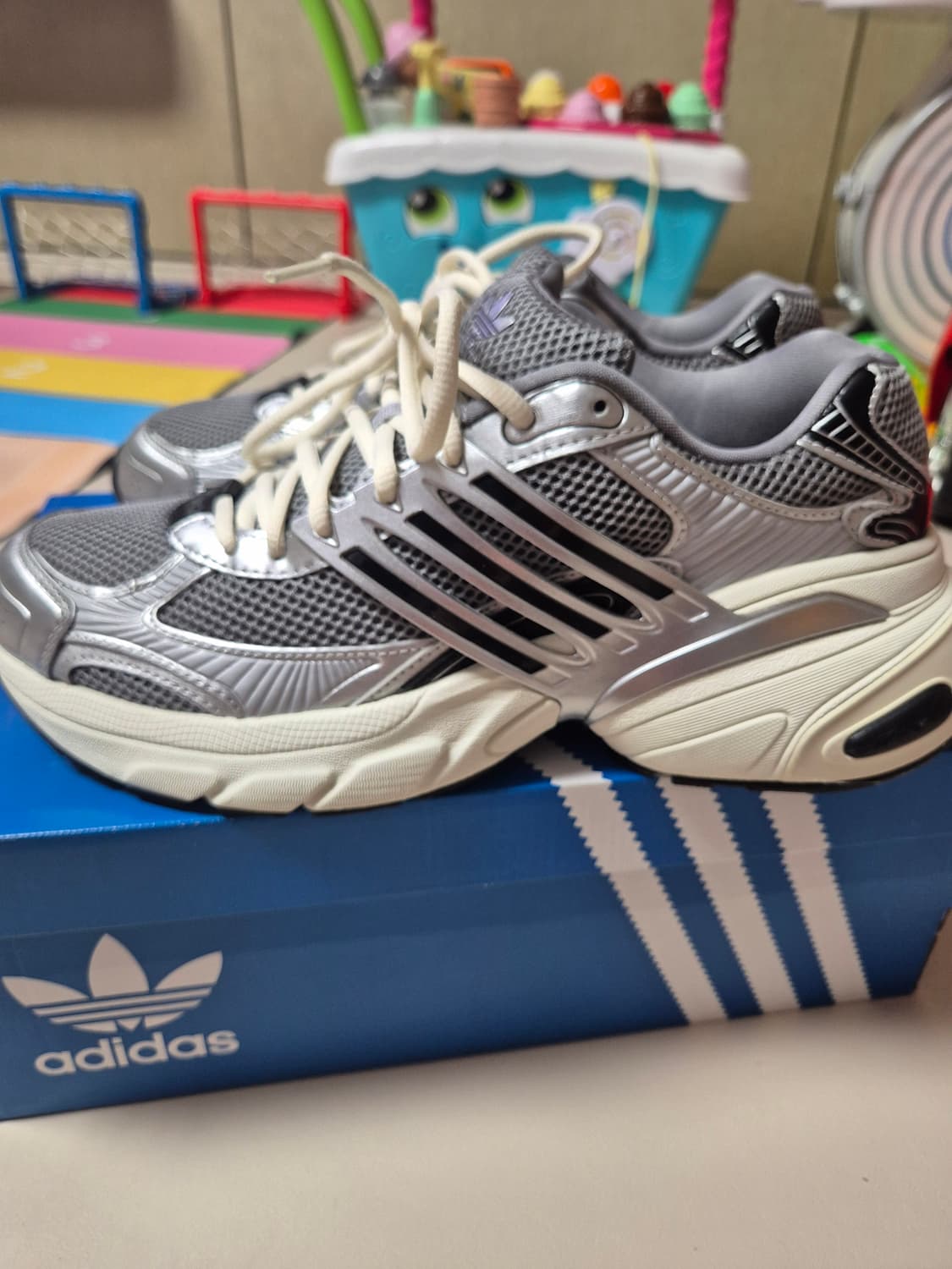 아디다스 아디스타 xlg 285 실버 상품이미지2