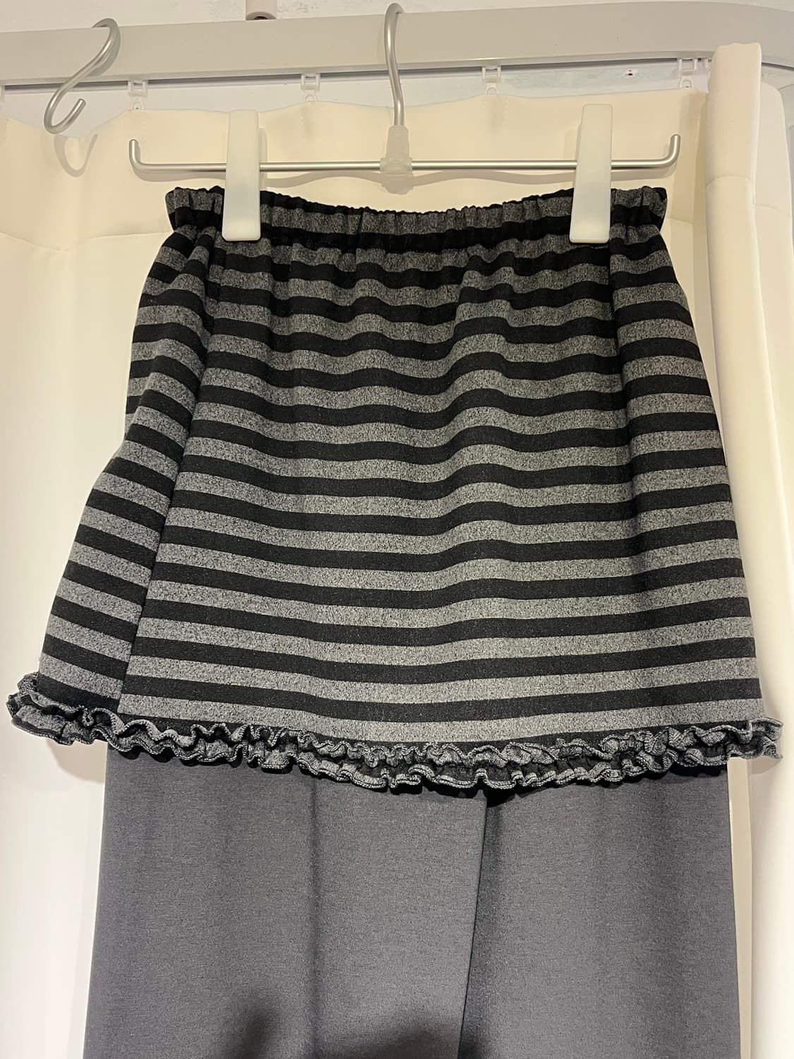 그레이 스트라이프 치마바지 + 고양이 가방 세트 🐈‍⬛ 상품이미지8