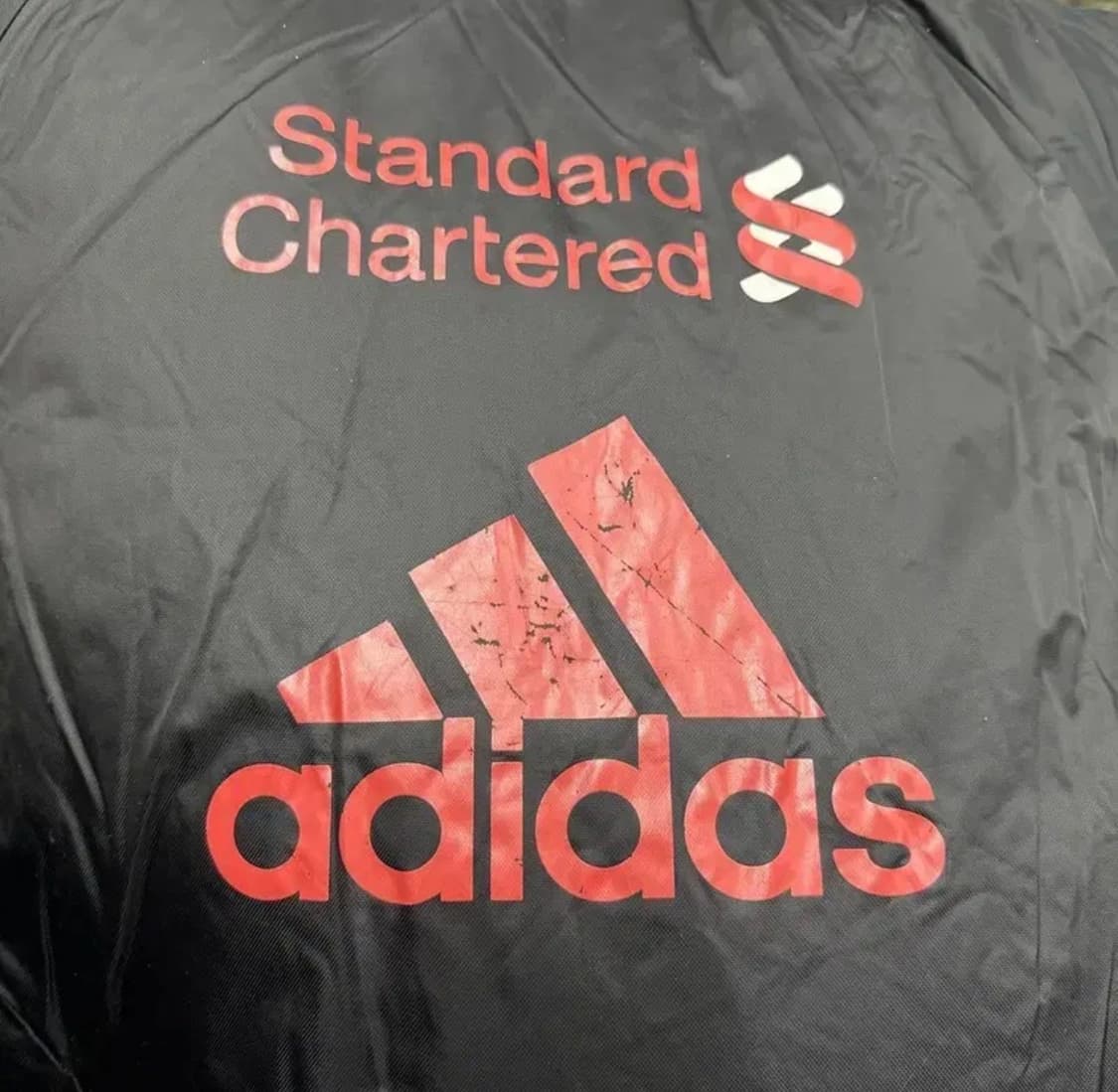 아디다스 리버풀 롱패딩 상품이미지3