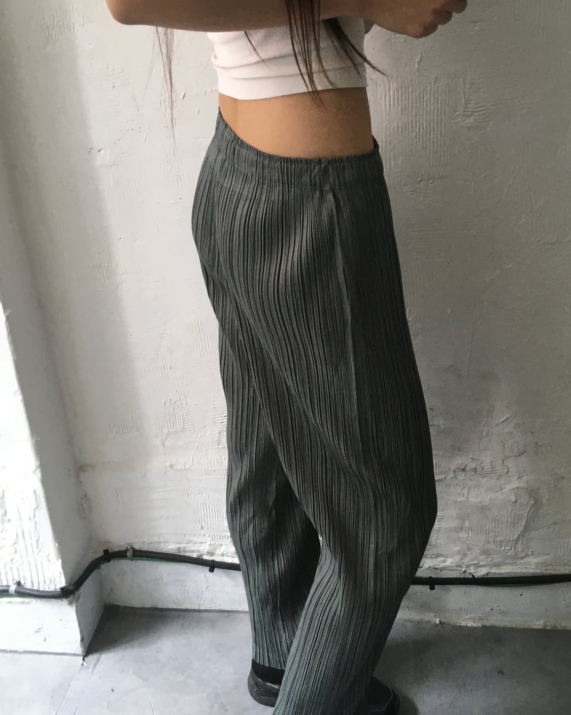 PLEATS PLEASE 플리츠플리즈 그레이 플리츠 팬츠 상품이미지1