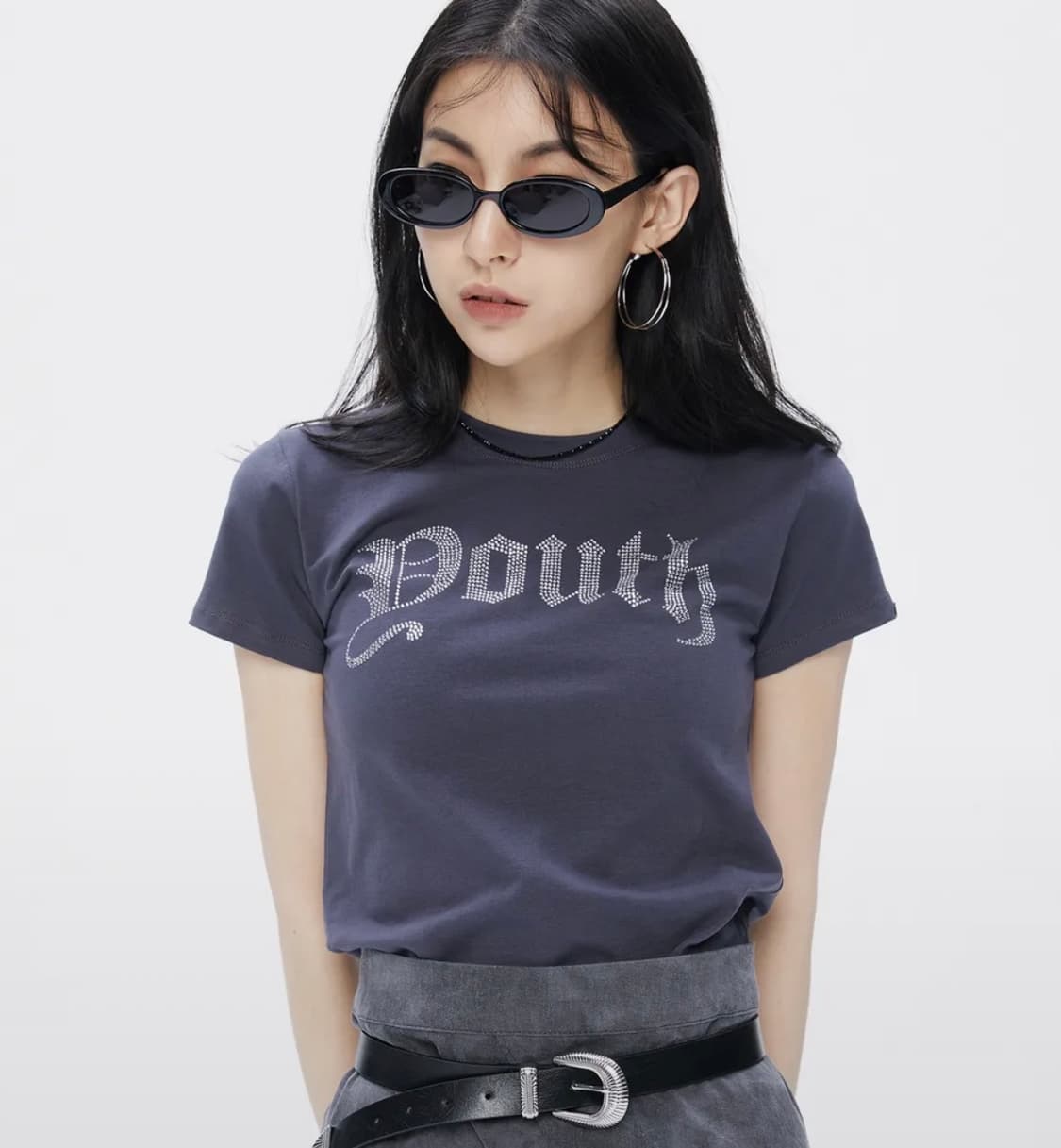 유스크루 YK민지 티셔츠_차콜 상품이미지1