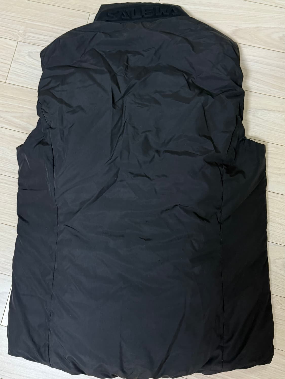 살레와 구스 패딩조끼 블랙 95 상품이미지2