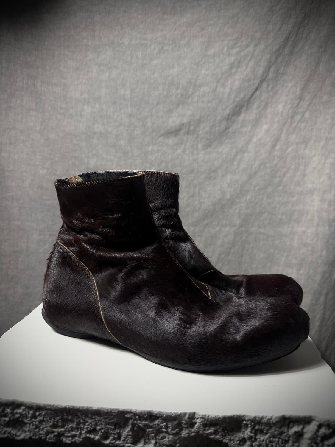 The Viridi-anne Pony Hair Ankle Boots   상품이미지5
