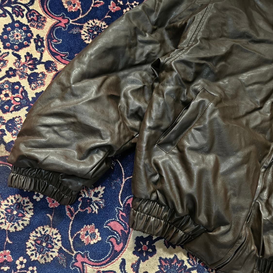 아콘(ACON) 브라운 비건 가죽 점퍼 Free 상품이미지2