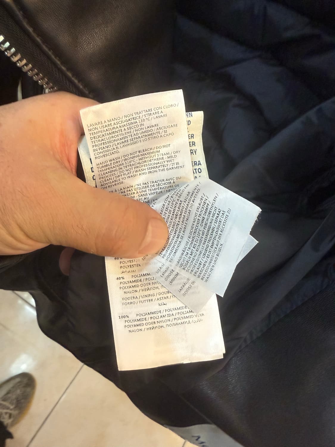 2/44-55 정품 몽클레어 모터 패딩 팝니다 상품이미지5