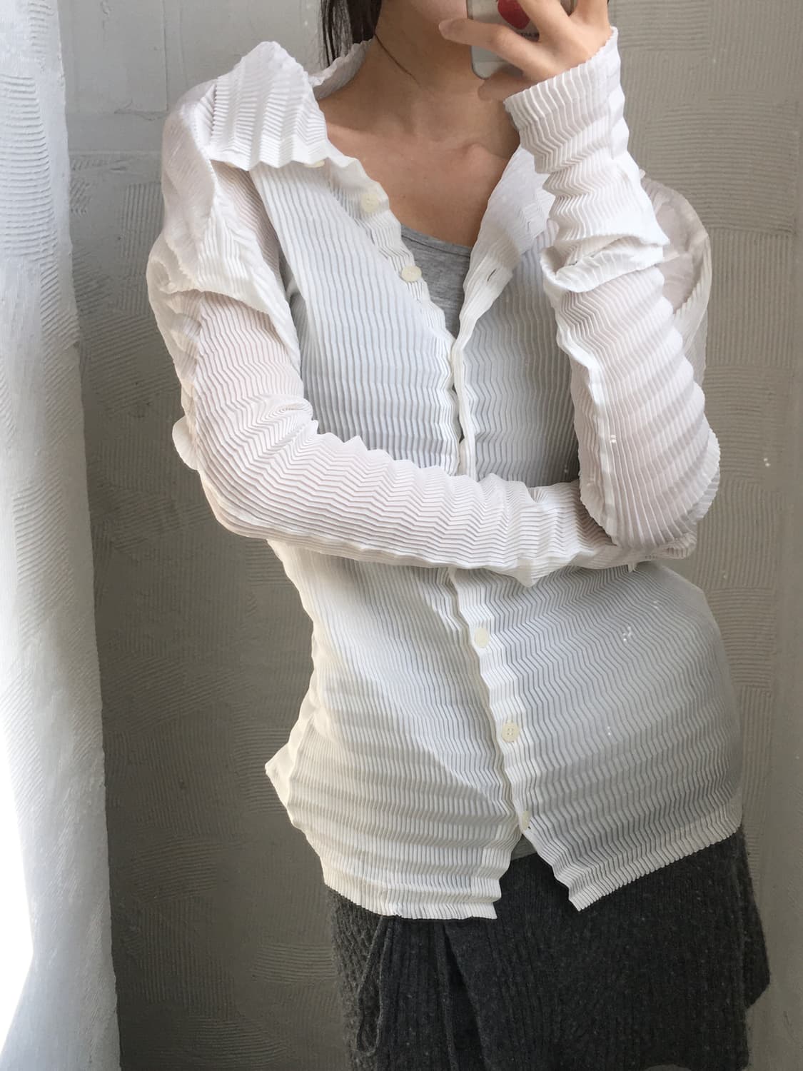 Issey Miyake 이세이미야케 화이트 플리츠 목폴라 셔츠  상품이미지1