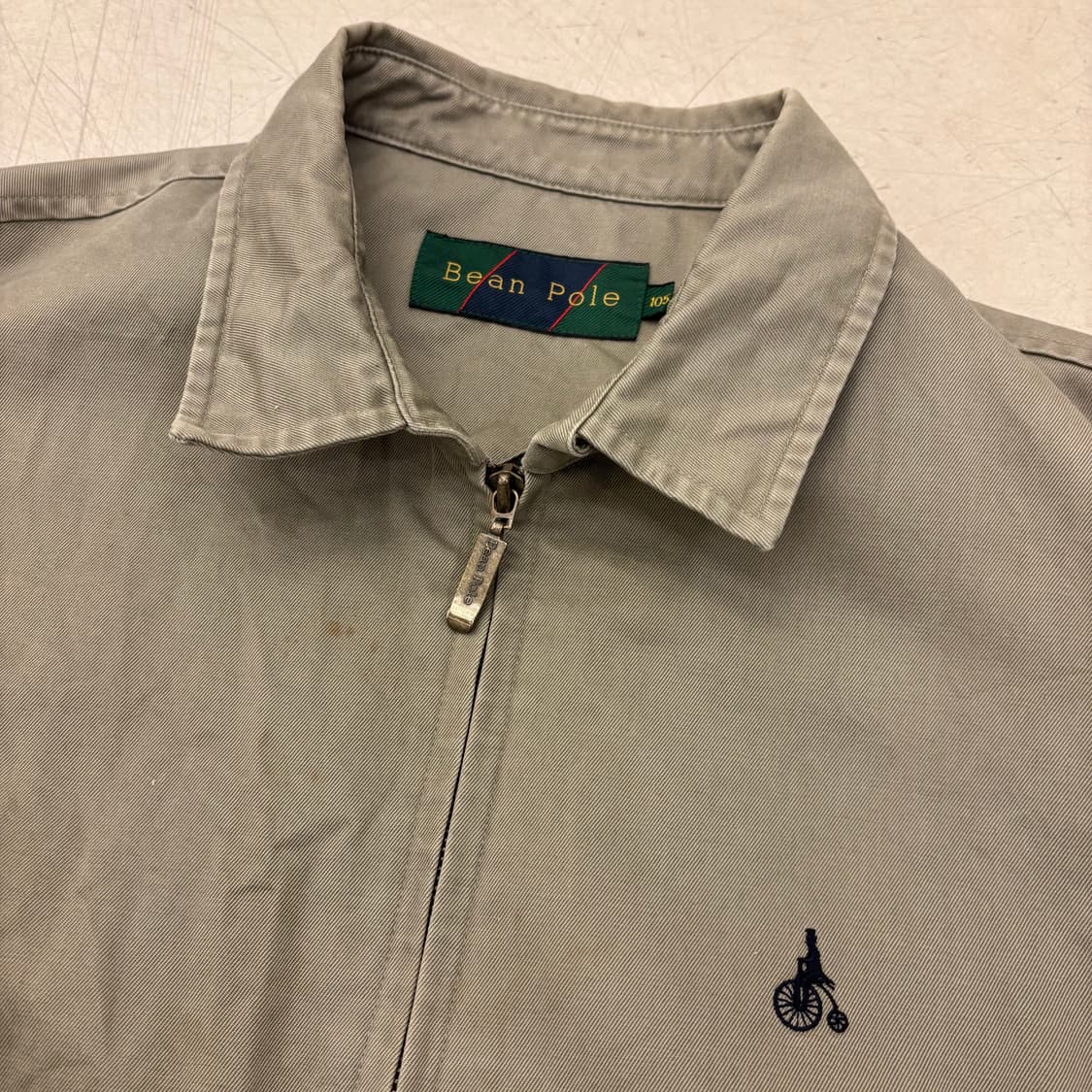 아디다스 스몰로고 올리브 스윙톱 자켓 상품이미지3