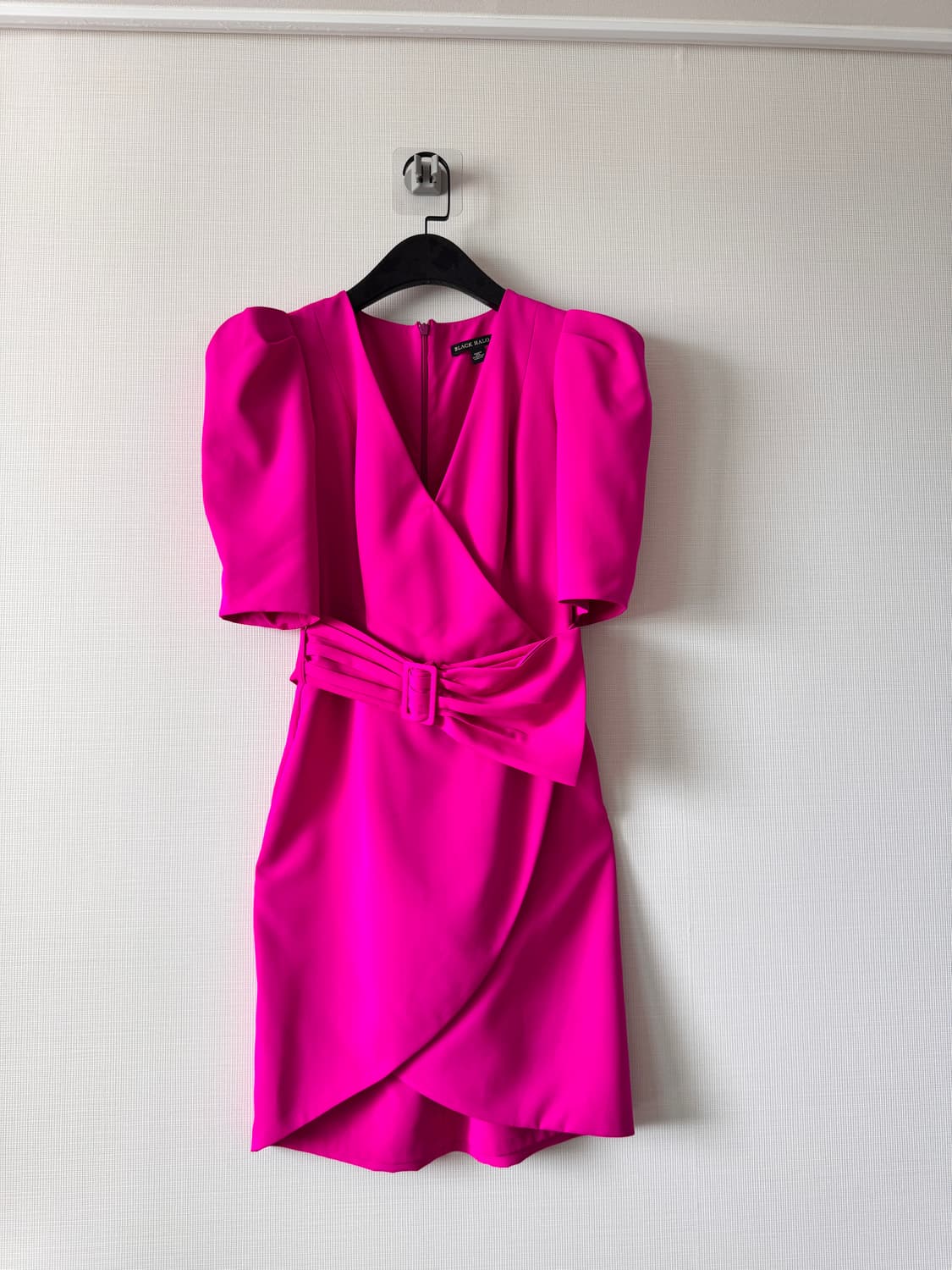 새상품 컨디션 Black Halo 핫핑크 랩 원피스2(55사이즈)made 상품이미지8
