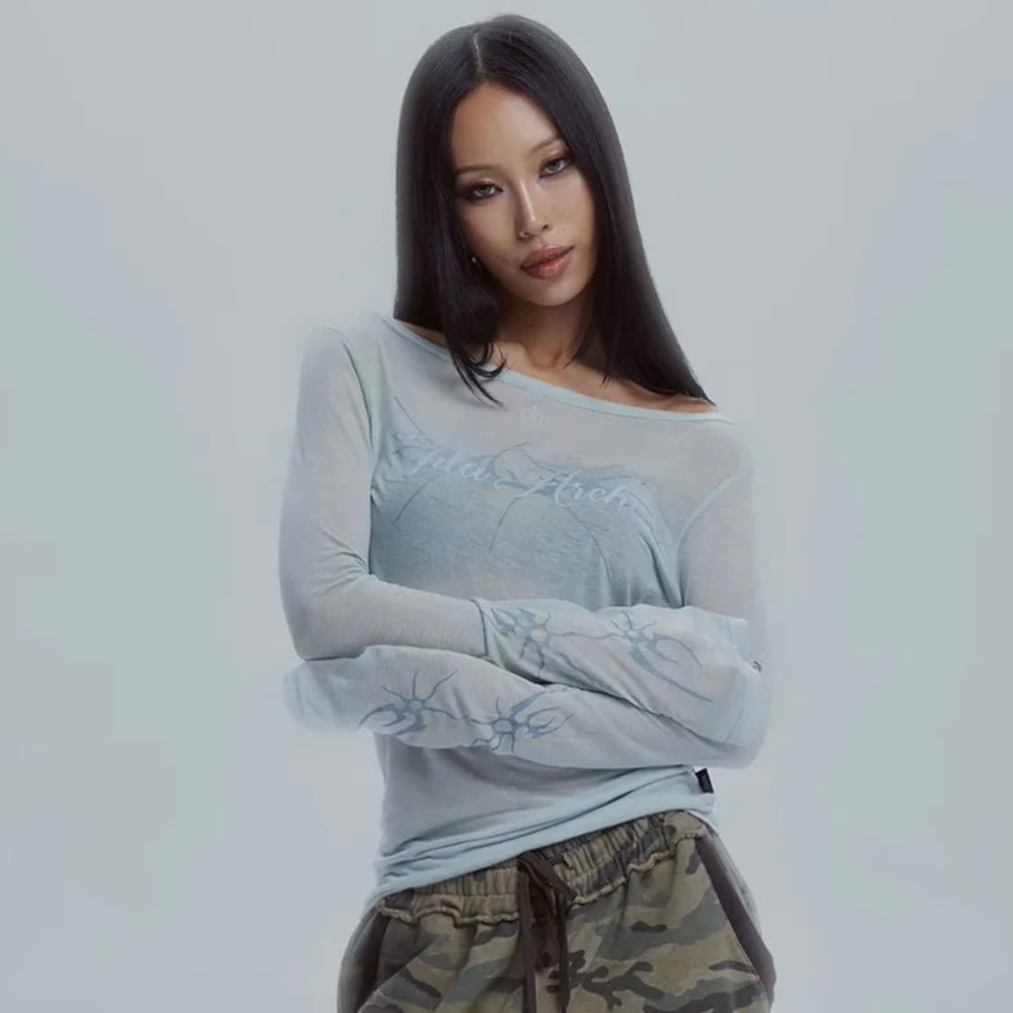 길라아카이브 롱 슬리브 상품이미지3