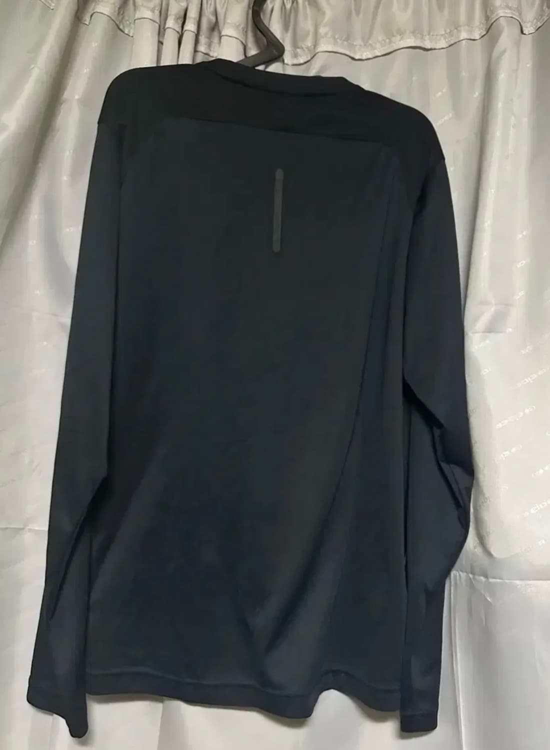 오클리 로고 롱슬리브 긴팔 블랙 상품이미지2