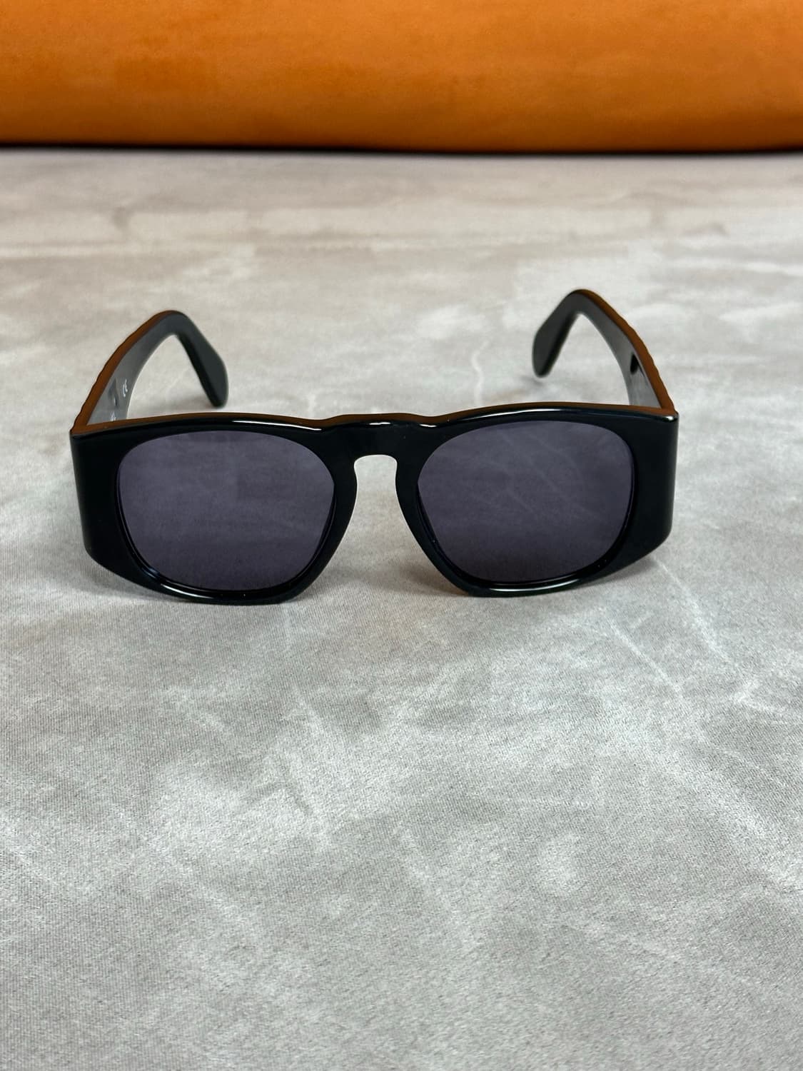 🕶️ 샤넬 퀼팅 CC 로고 블랙 선글라스  상품이미지8