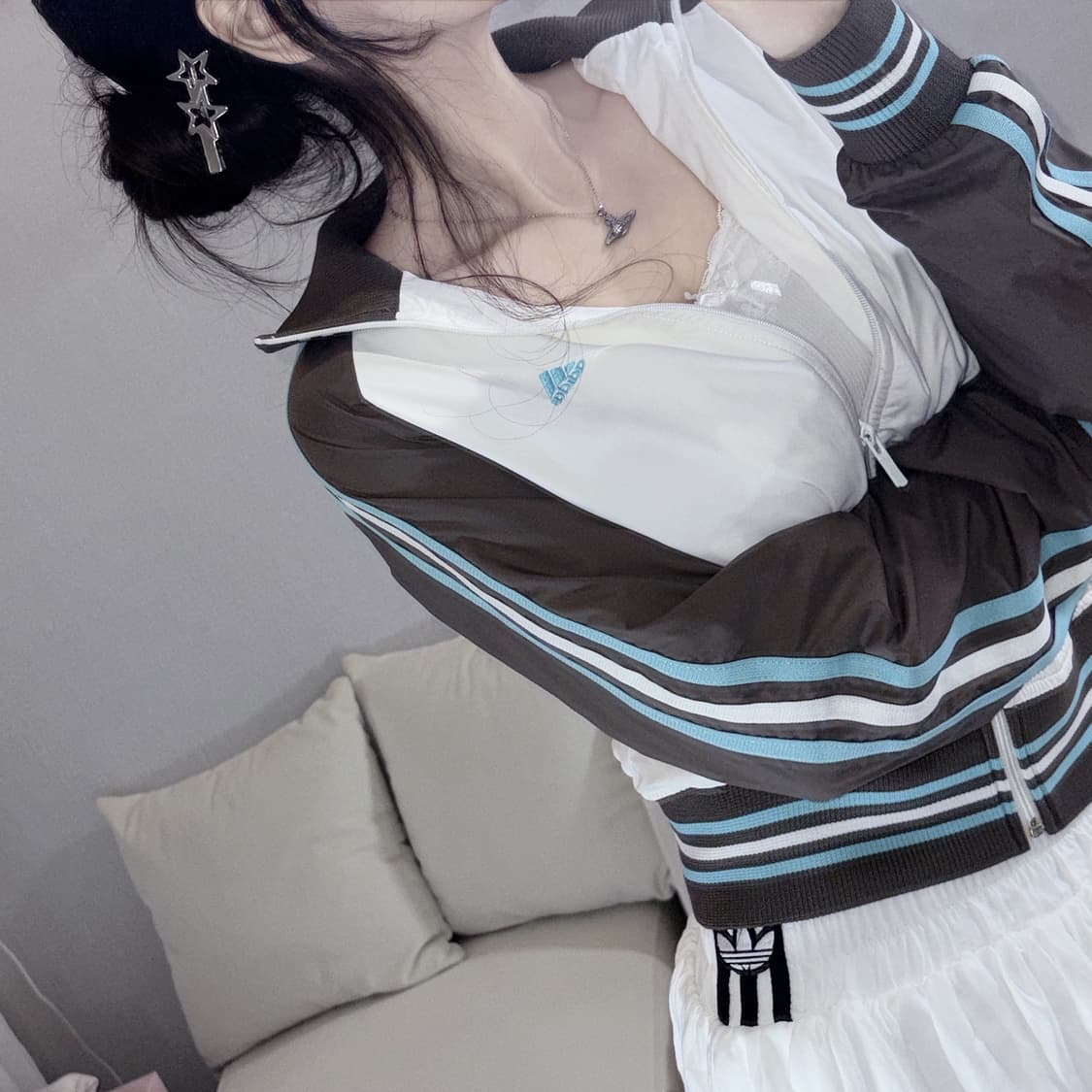 🐰아디다스 화이트,브라운,스카이블루 조합 바람막이🪽 상품이미지2