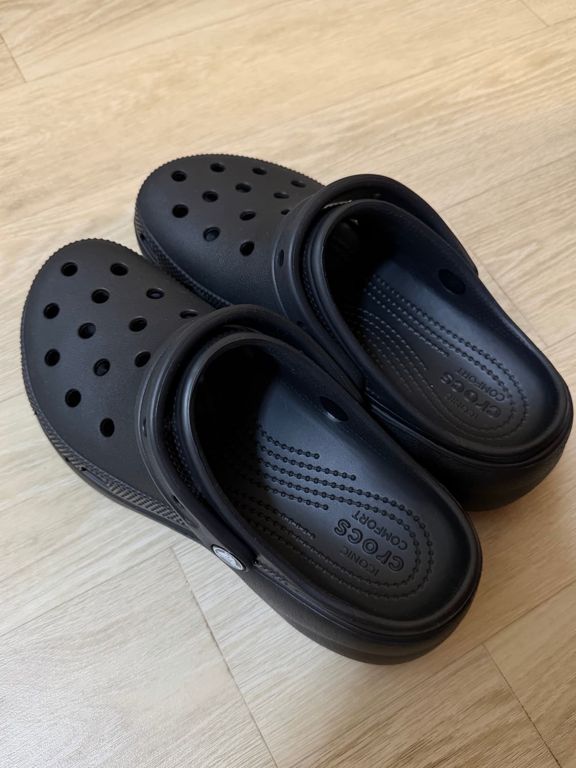 Crocs 상품이미지2