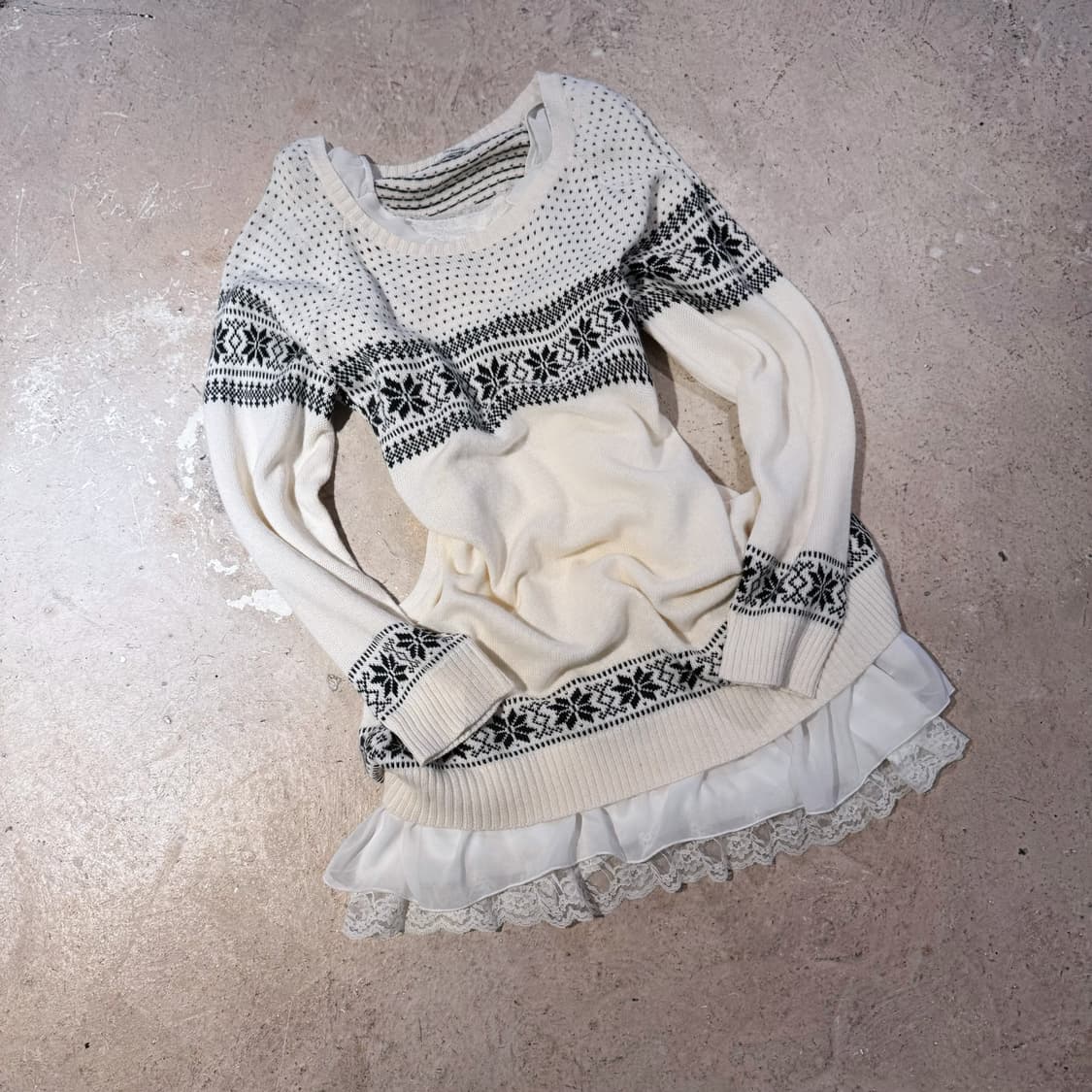 눈꽃 패턴 오버핏 니트 상품이미지2