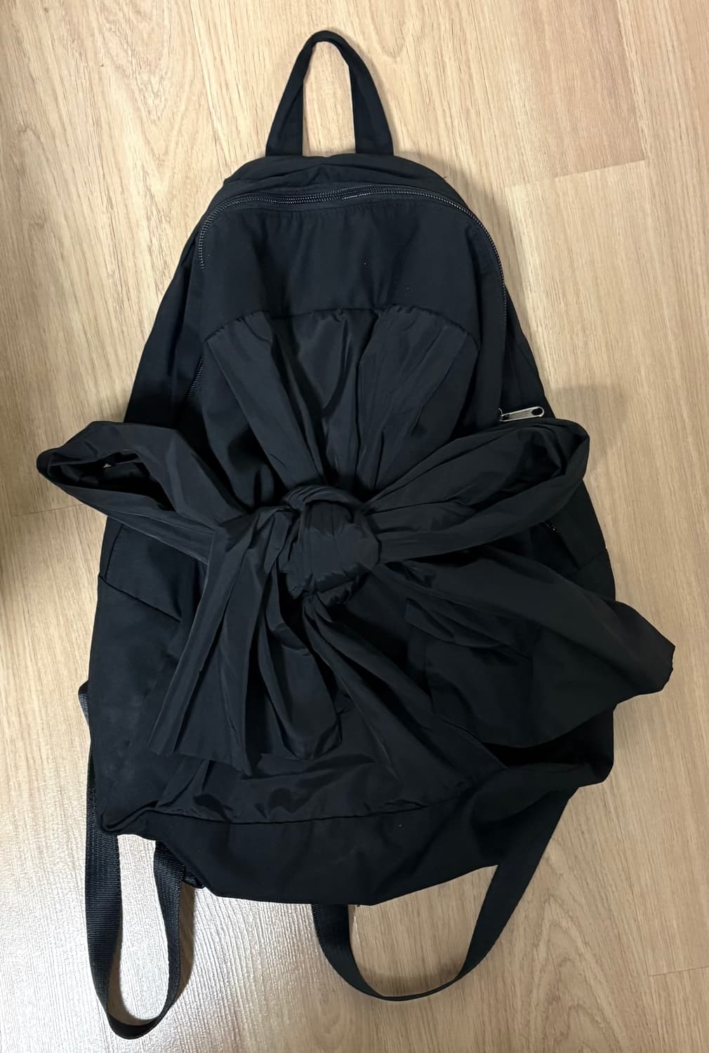 이우가마카라스 노티드 백팩 가방 / 블랙 , 리뉴얼 전 상품이미지2