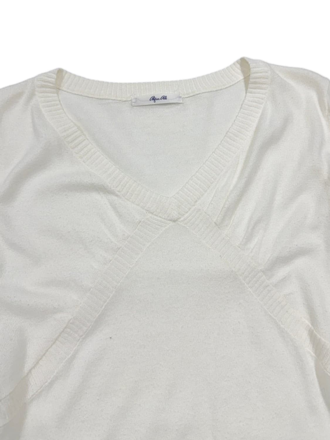 빈티지 아이보리 라인 V넥 니트 상품이미지3