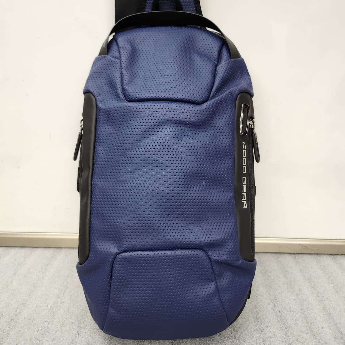 CODO GEAR 슬링백 네이비 40x23cm 상품이미지2