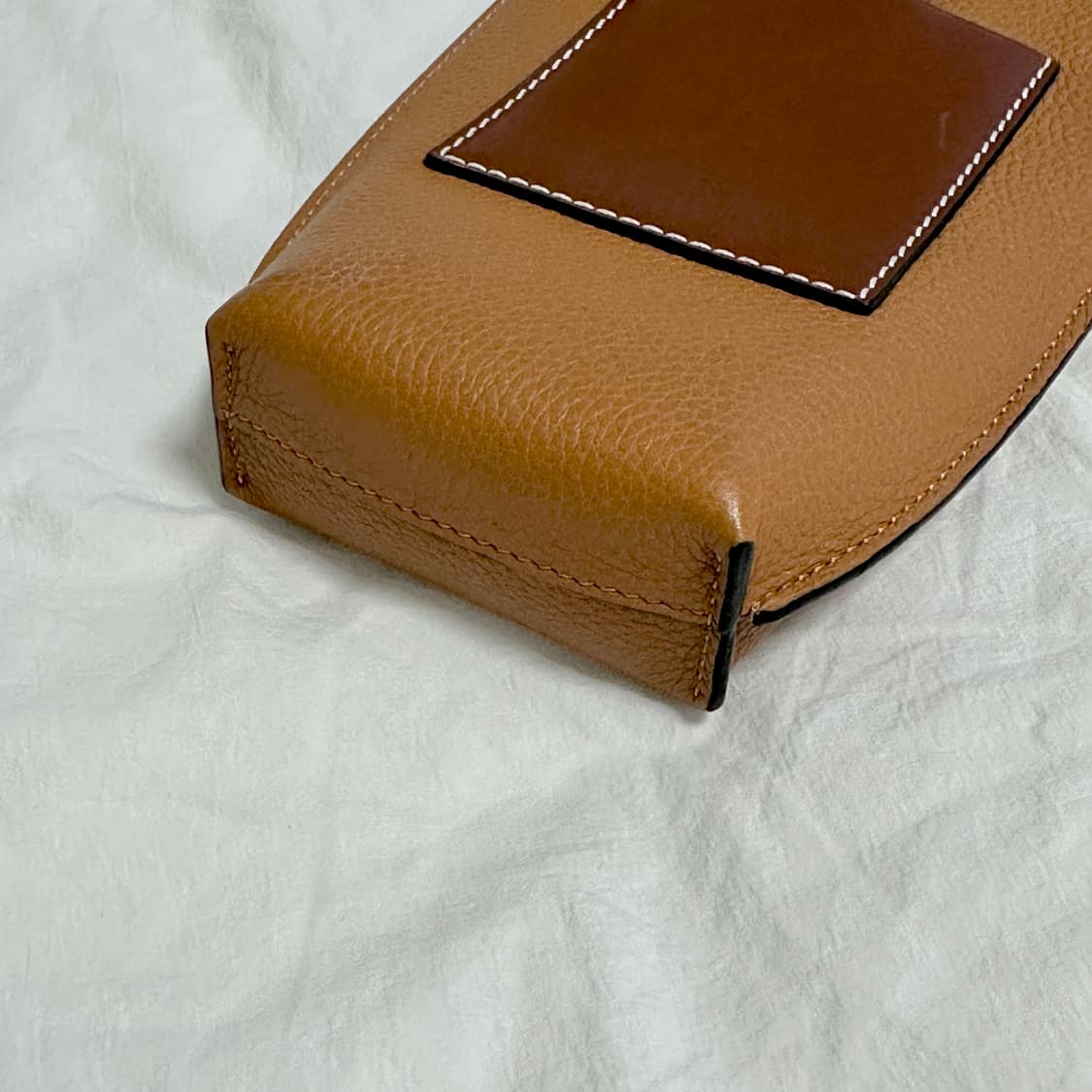 LOEWE 로에베 게이트 포켓 위드 숄더 스트랩 상품이미지4