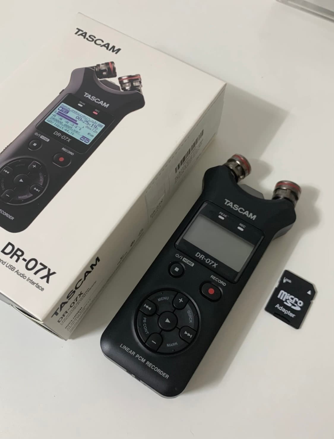 타스캠DR-07X 녹음기  상품이미지1