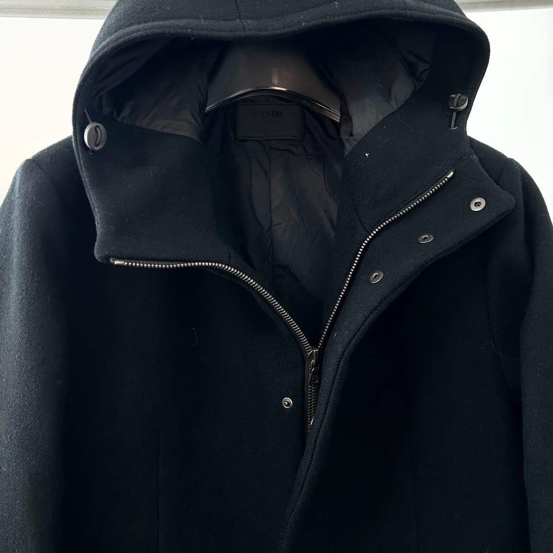 프라다 패디드 후드 울 롱코트 상품이미지6