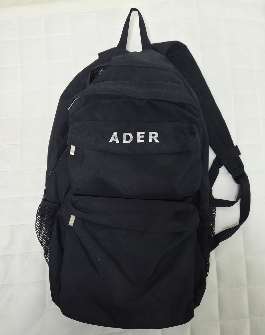 아더에러 오버사이즈 백팩 상품이미지1