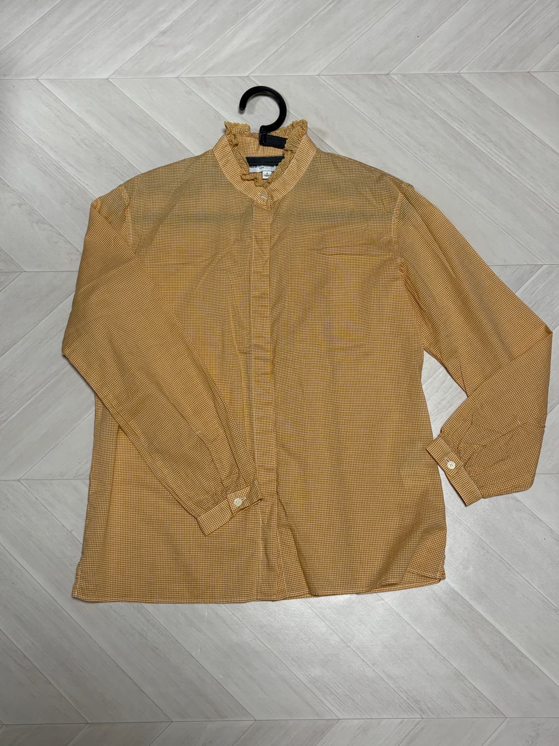 유니클로 콜라보 셔츠 상품이미지2