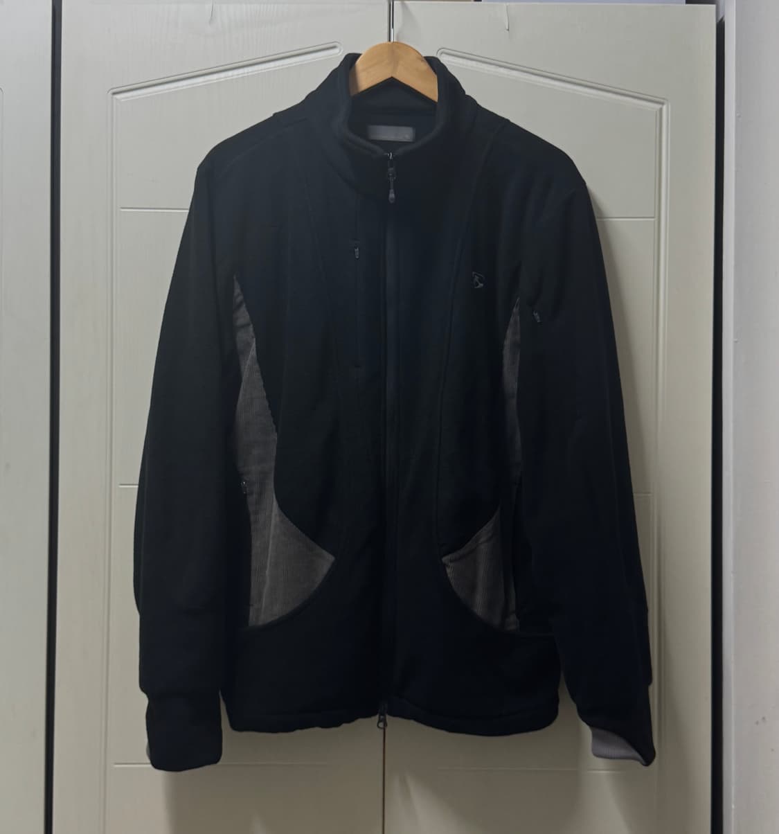 산산기어 24fw 플리스 자켓 팝니다 상품이미지1